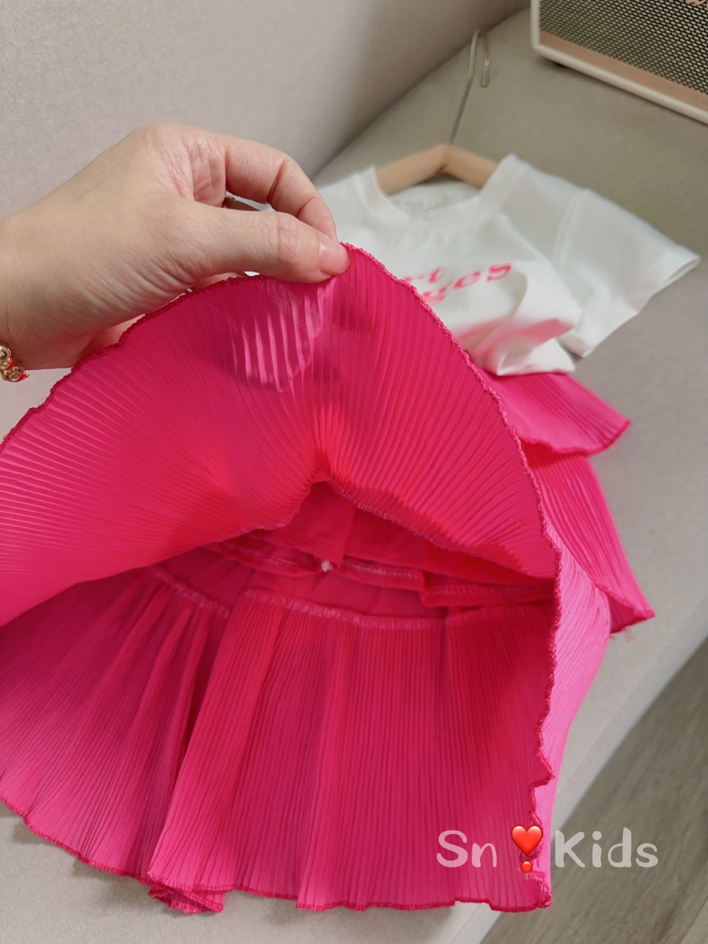 Bg274-bộ áo cotton chân váy dập ly tầng cho bé