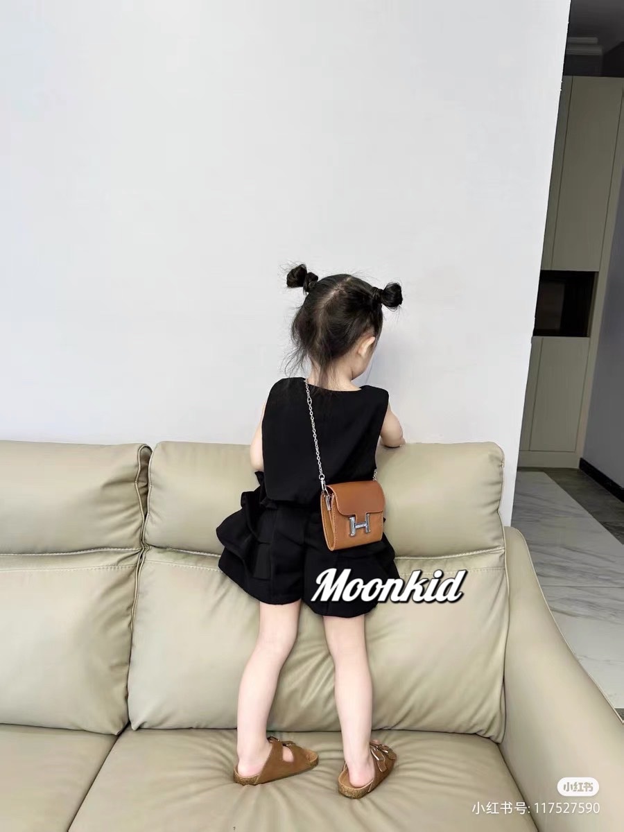 Bg113- sét 3 chi tiết gile đen bé gái