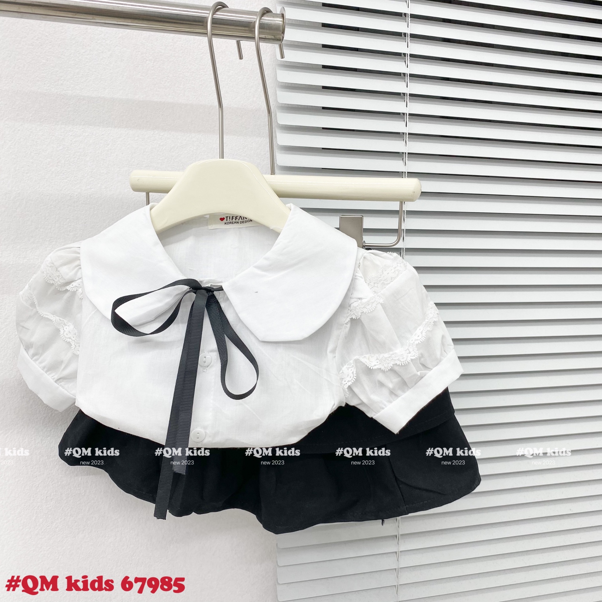 Bộ áo trắng phối ren cv đen 1-6 cho bé