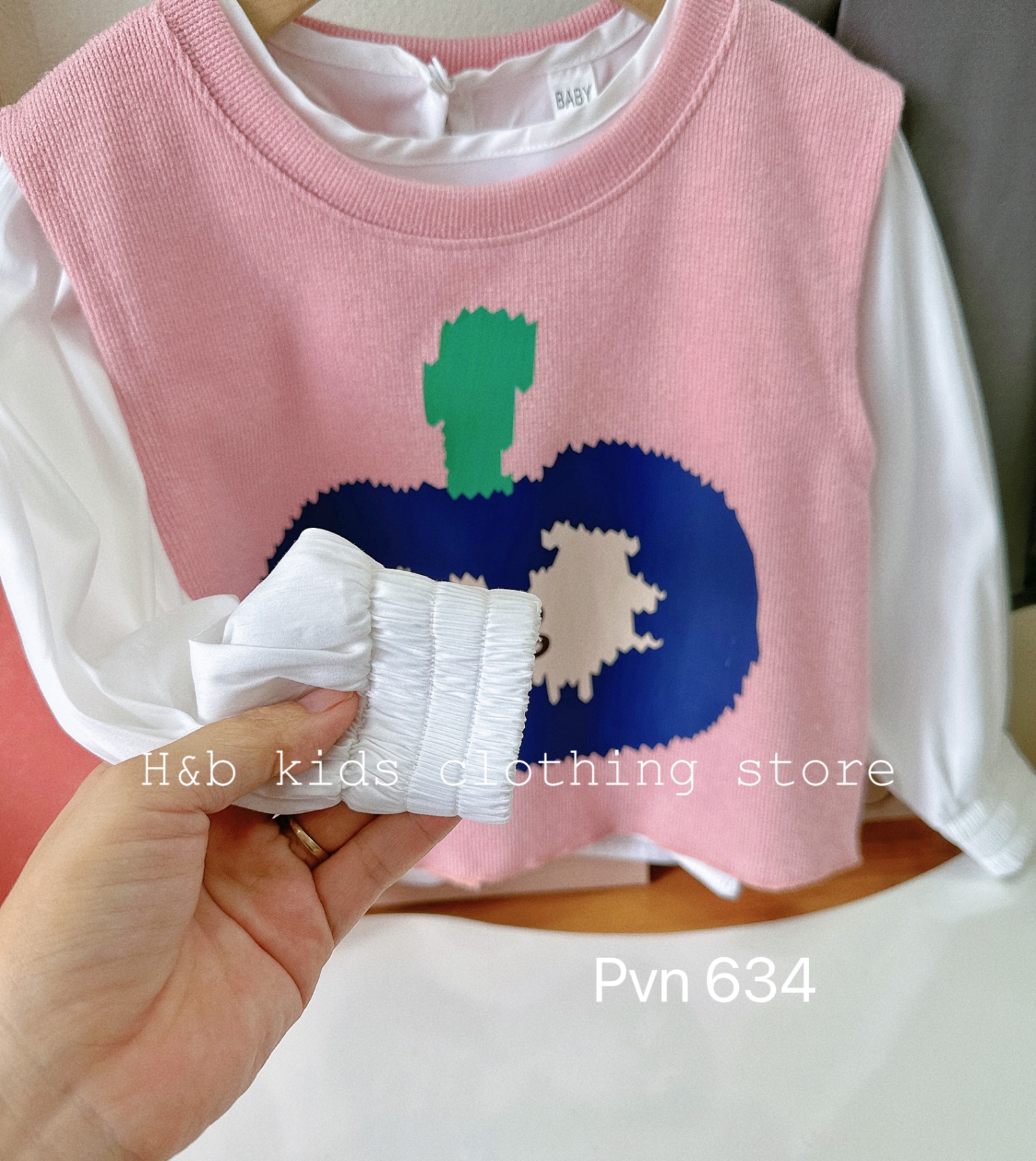 Sét 3 chi tiết gile len hồng cho bé