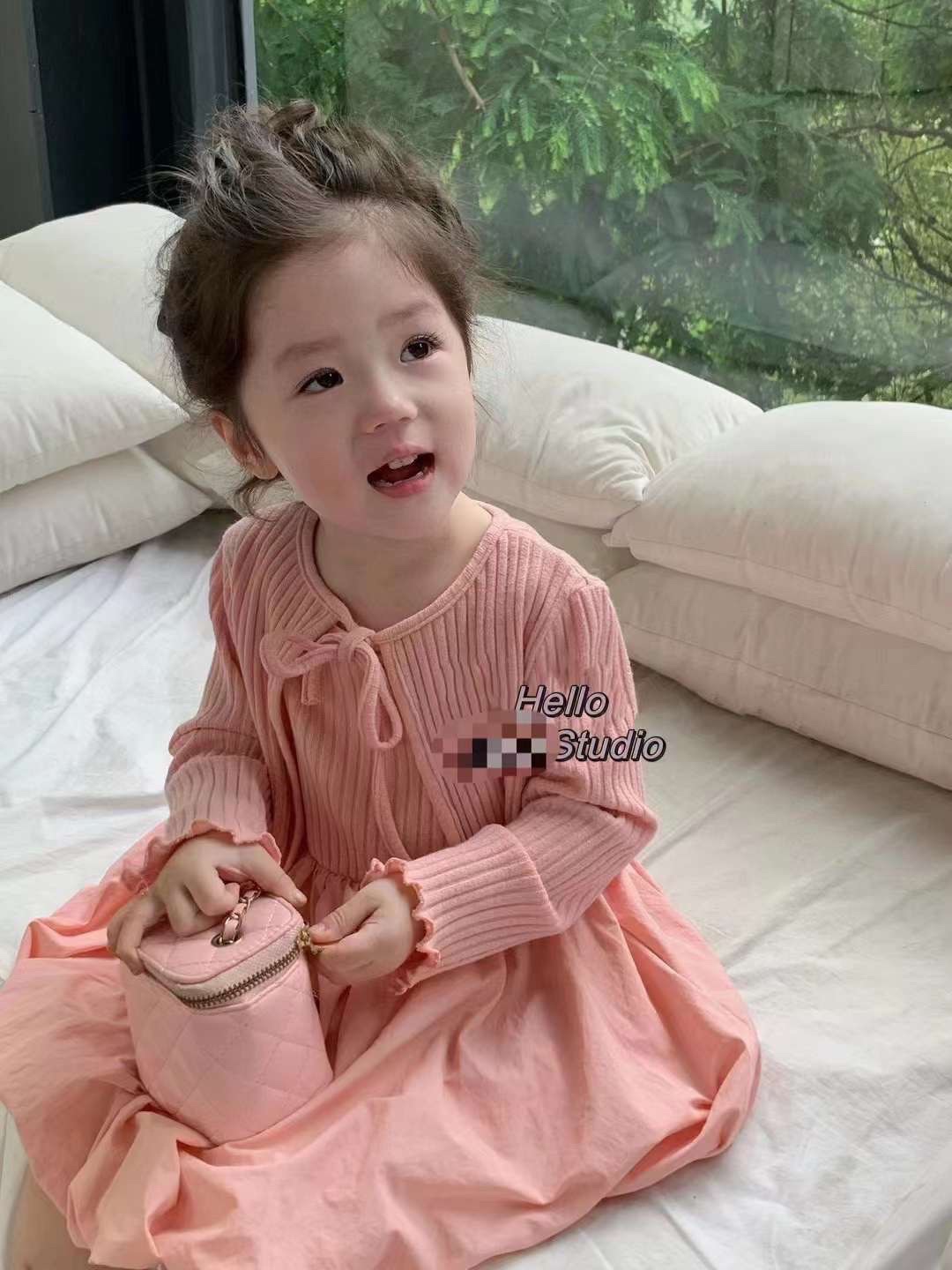 Sét 2 chi tiết váy kèm áo tăm sn cho bé