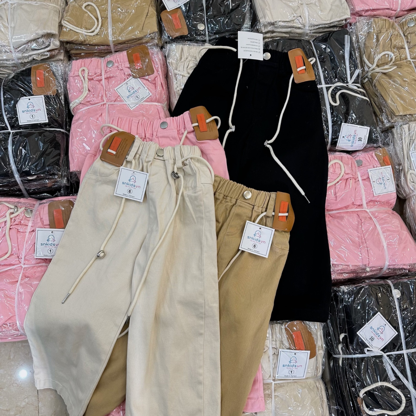 Quần kaki xuông sn cho bé