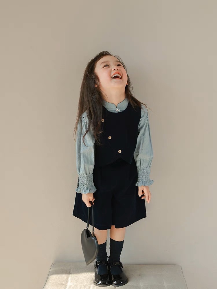 sét 3 chi tiết vạt chéo quần ngố xanh than cho bé