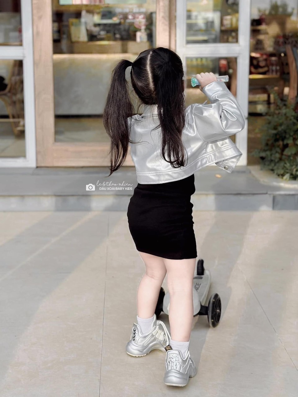 Sét áo da màu bạc váy đen body
