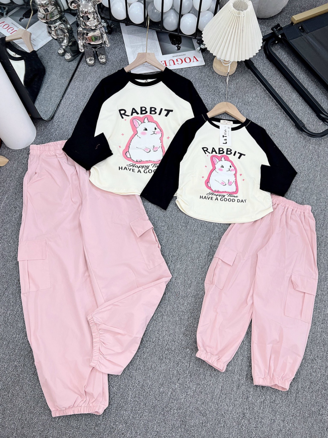 Bộ thỏ rabit quần gió hồng cho bé