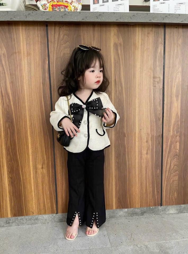 Sét áo áo dạ nơ quần đen loe đính ngọc cho bé