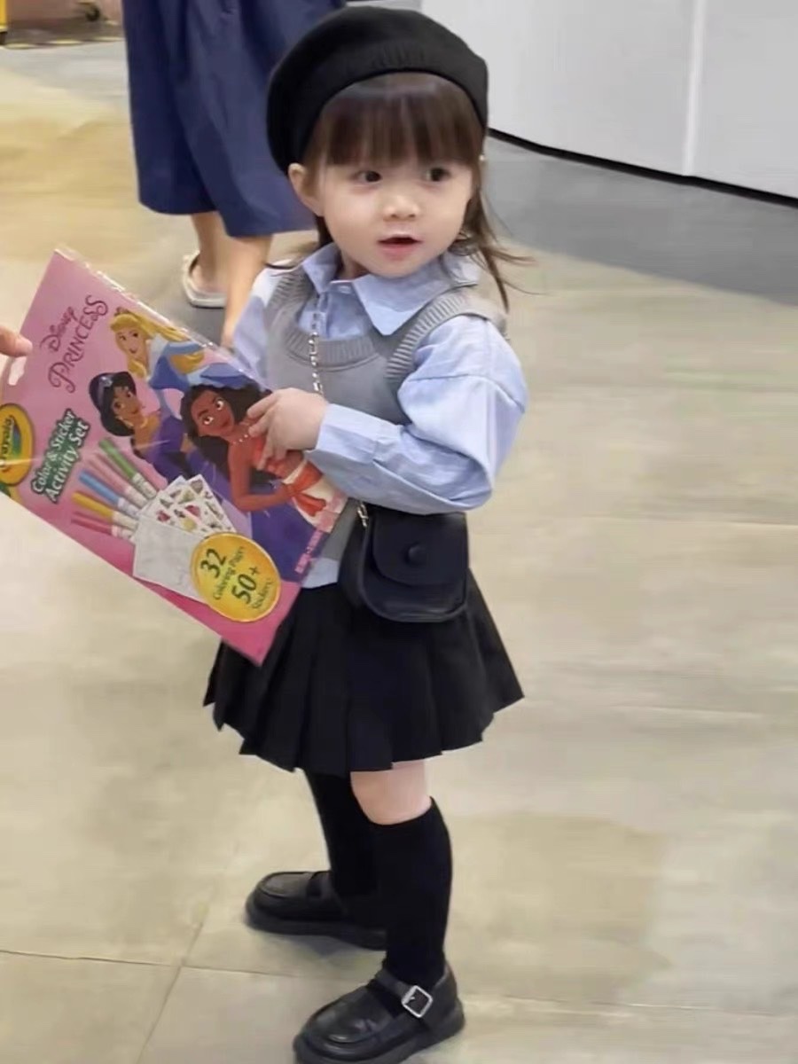 Sét 3 chi tiết áo kẻ sọc áo gile tăm bé gái