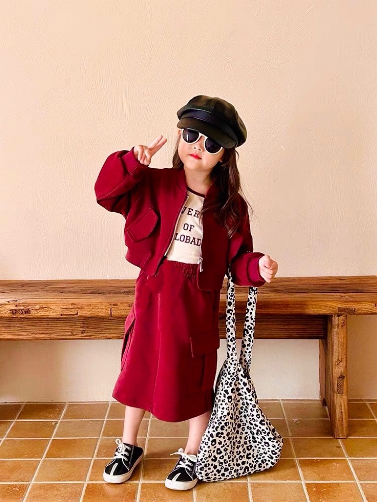 Sét 3 chi tiết nỉ đỏ cho bé