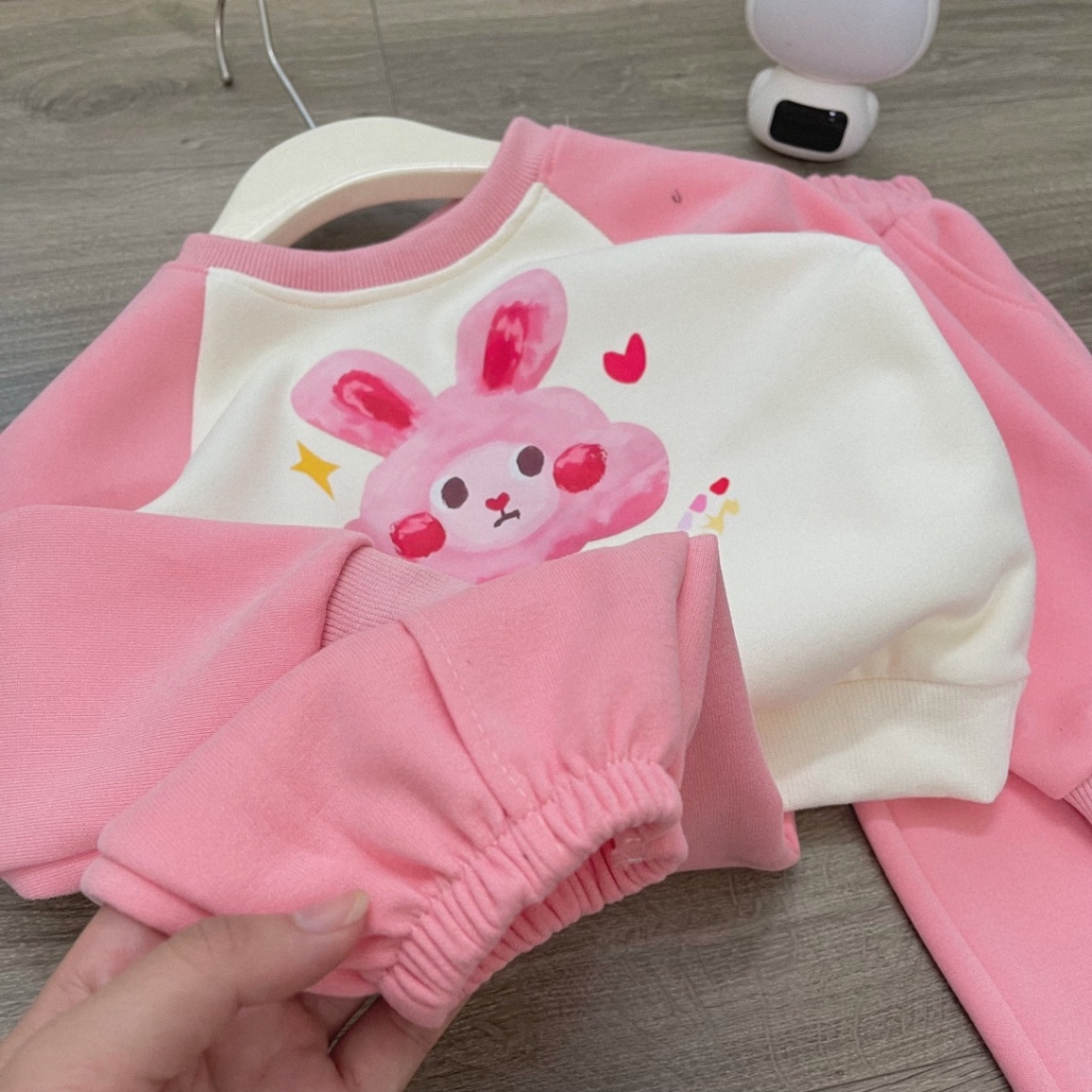 L2BỘ THỎ HỒNG 2 DA CHO BÉ