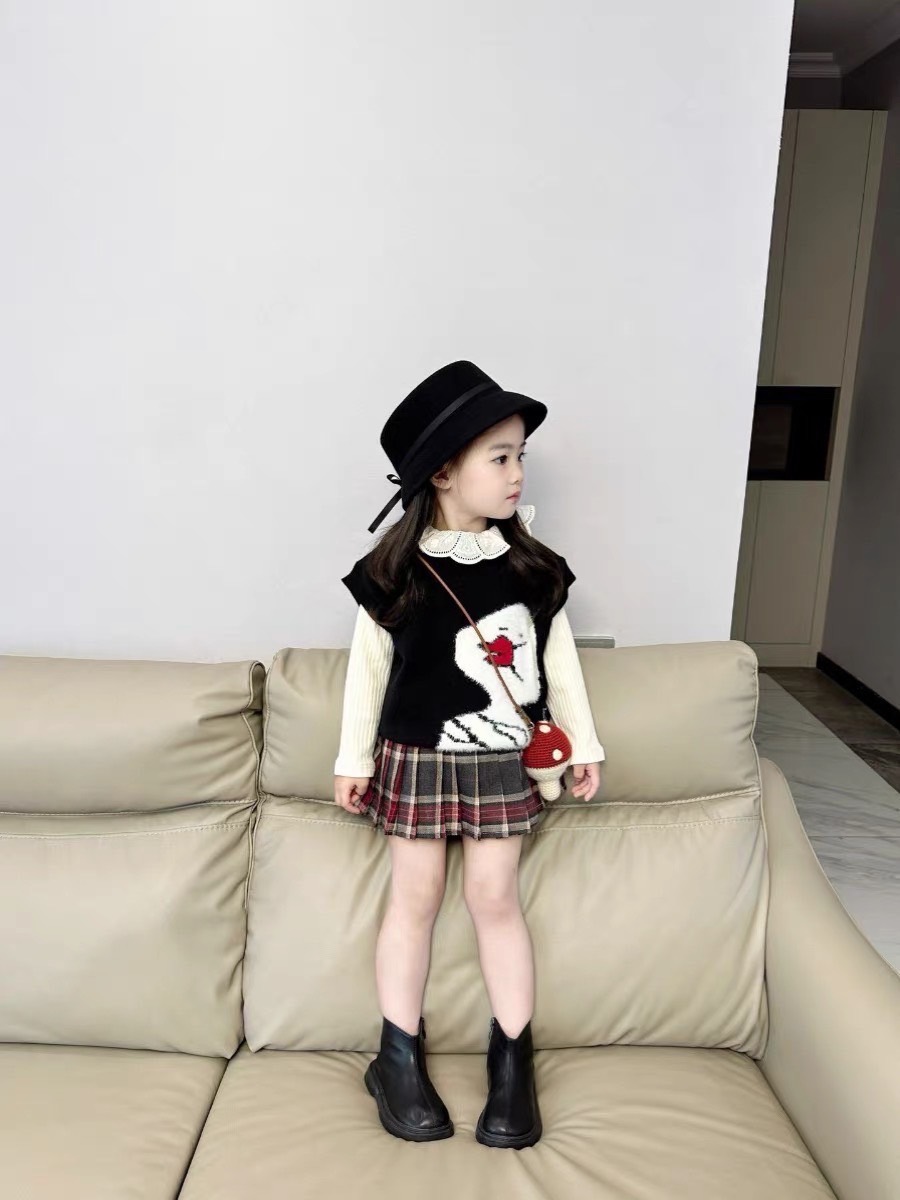 Bg807- sét 3 chi tiết gile đen cho bé