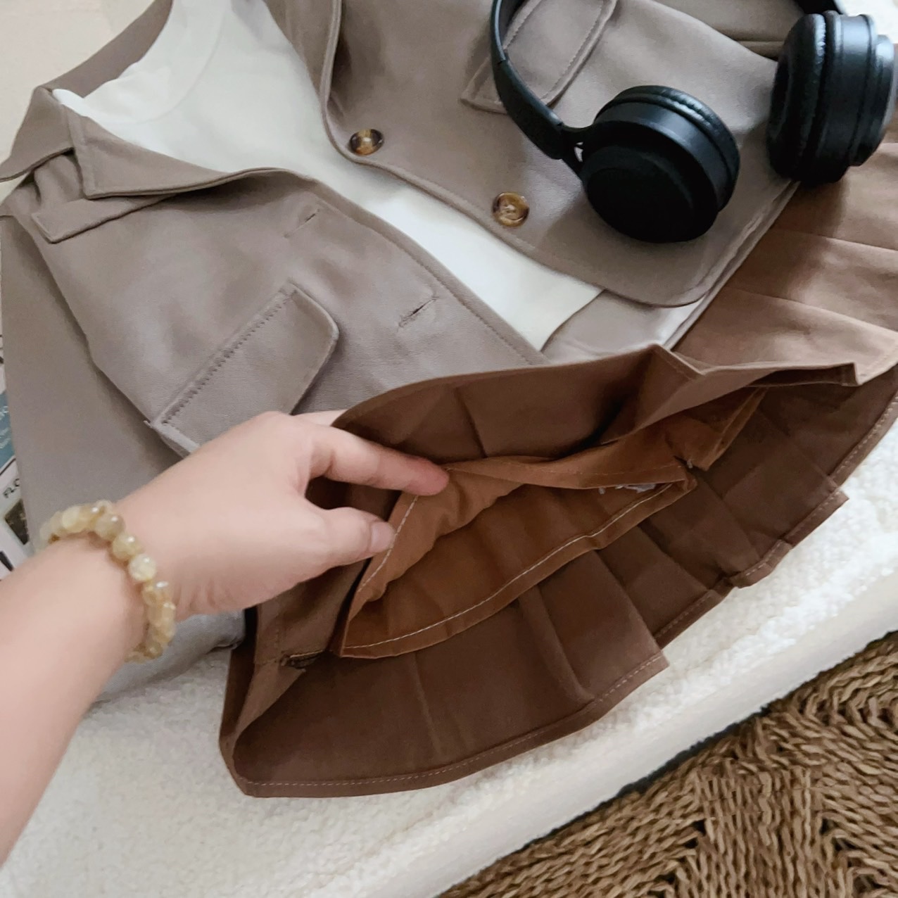 Bg807- sét 3 chi tiết vest cv xếp ly cho bé