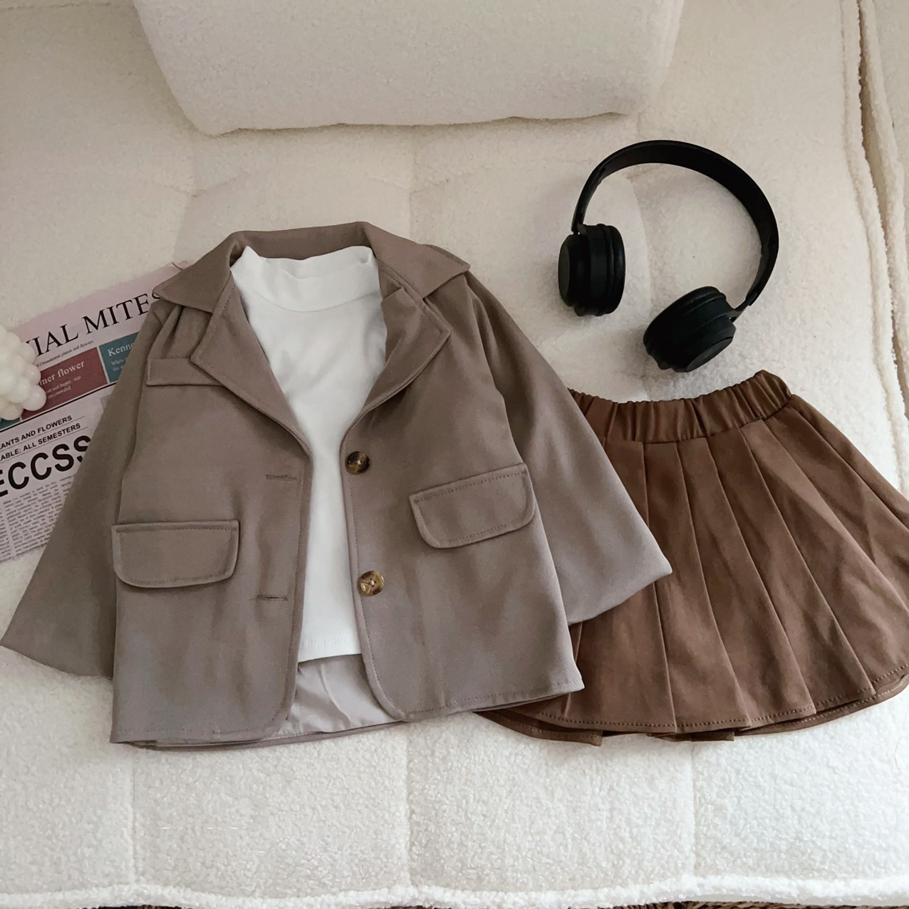 Bg807- sét 3 chi tiết vest cv xếp ly cho bé