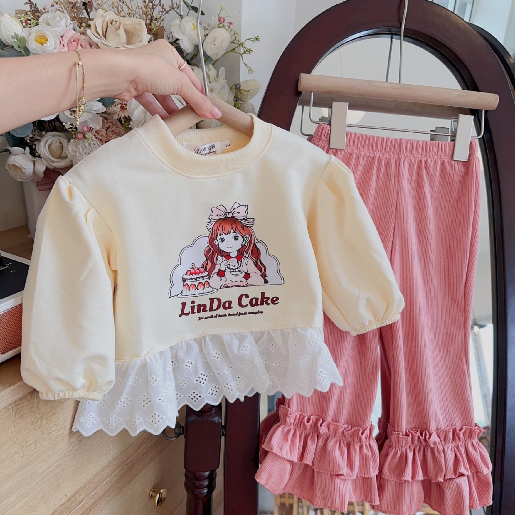 Bg817- sét áo linda cake quần tăm gấu bèo cho bé