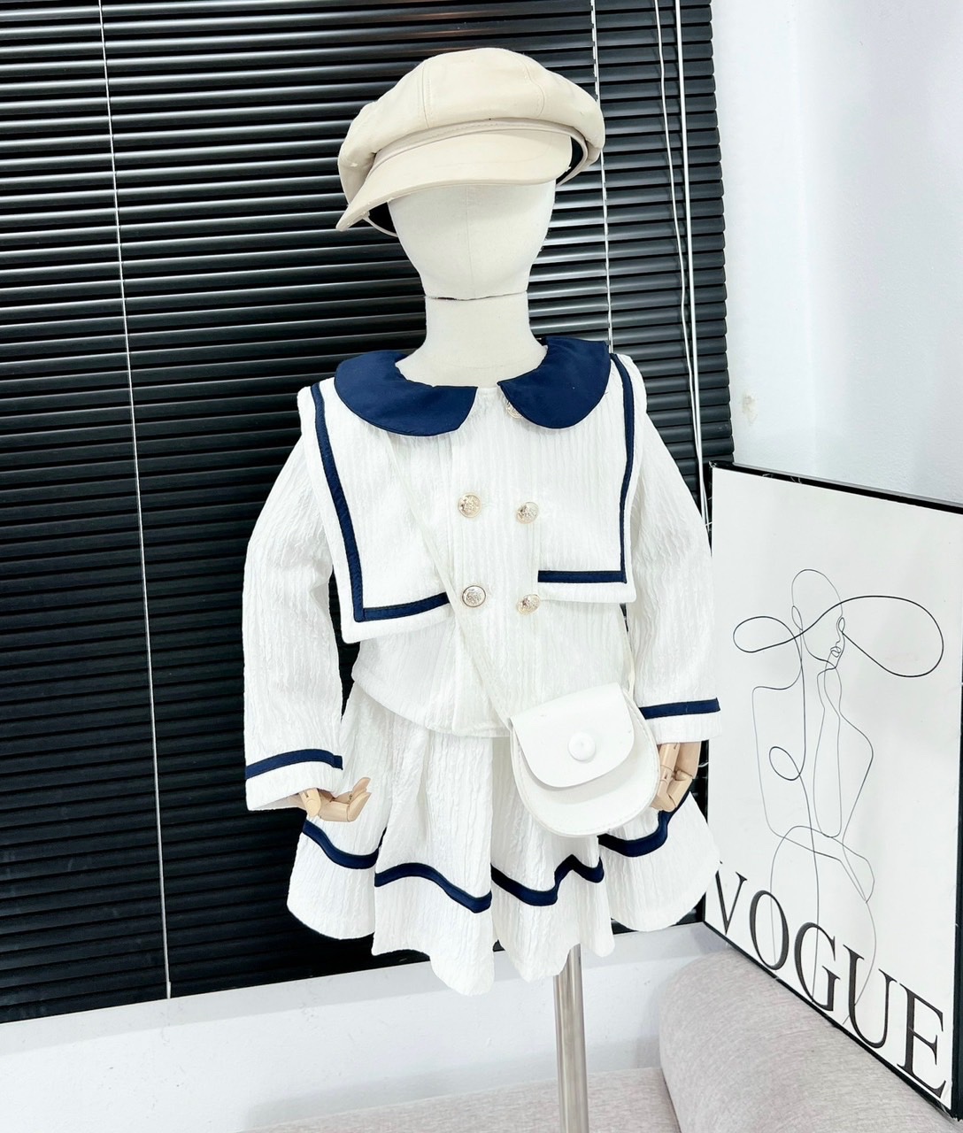 Bg828- sét bộ vest trắng hàng shop bé gái