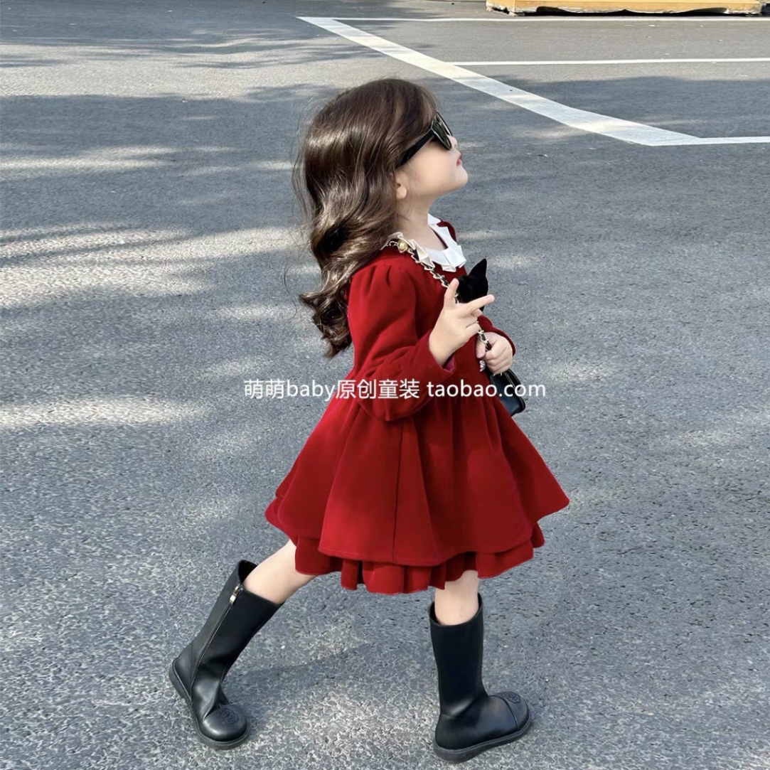 Bg827- váy nhung đỏ 84 bé gái