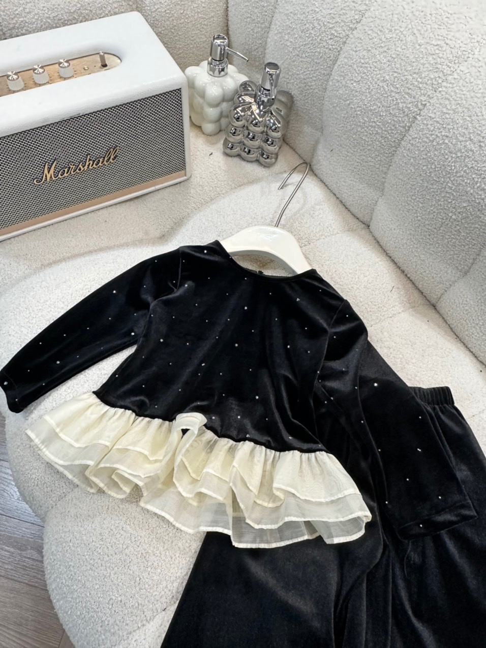 Bg830- bộ nhung đen đính đá lấp lánh cho bé