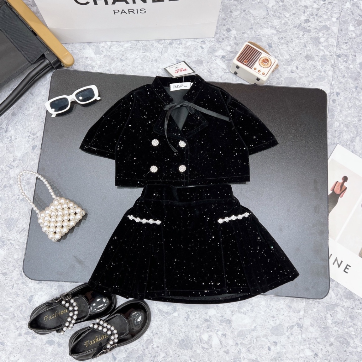 Bg857- sét bộ nhung đen croptop cho bé