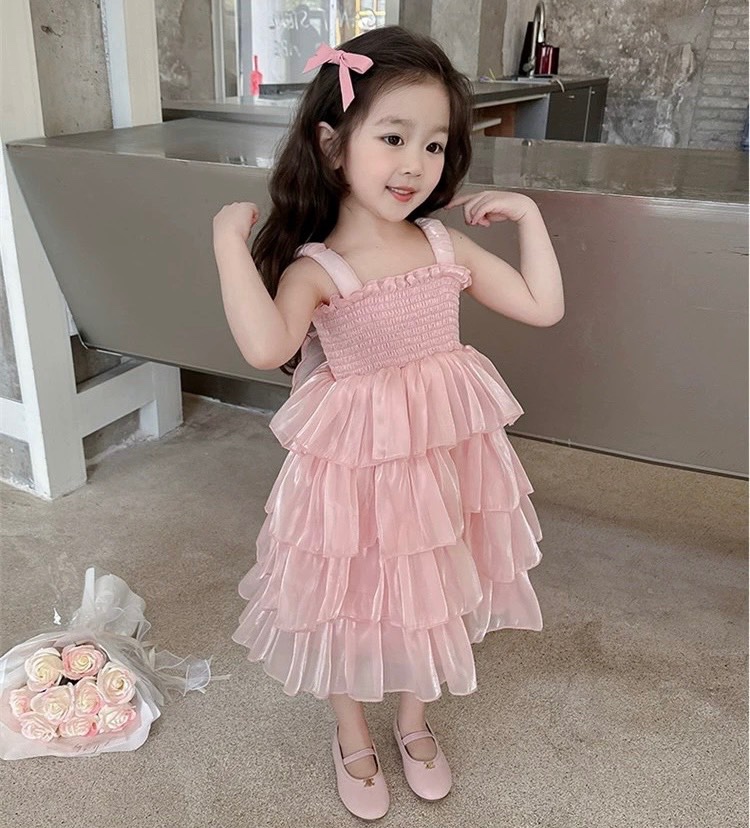 Váy 2 dây tơ bóng cánh bướm cho bé