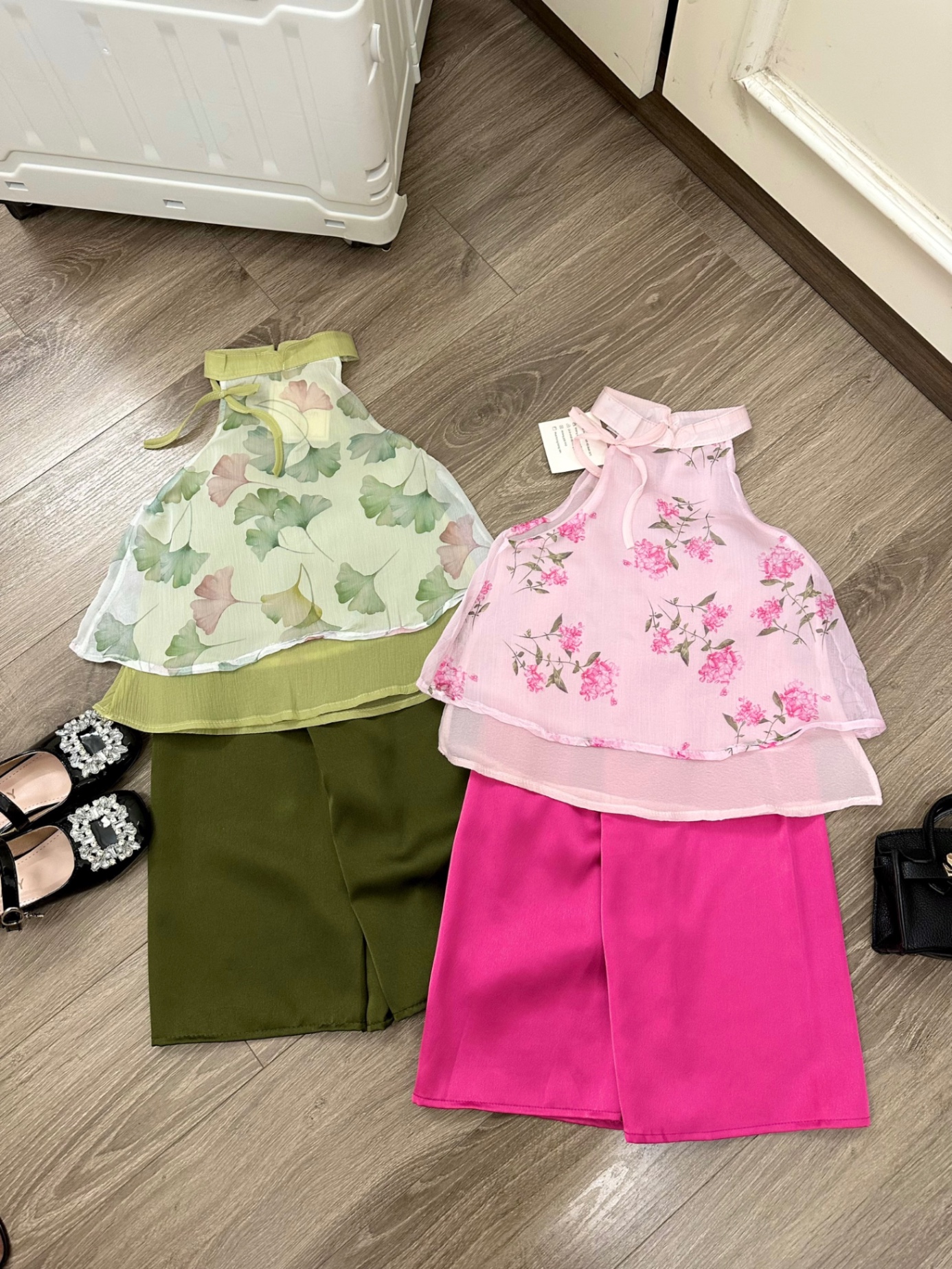 Sét bộ cổ yếm xanh hồng sn cho bé