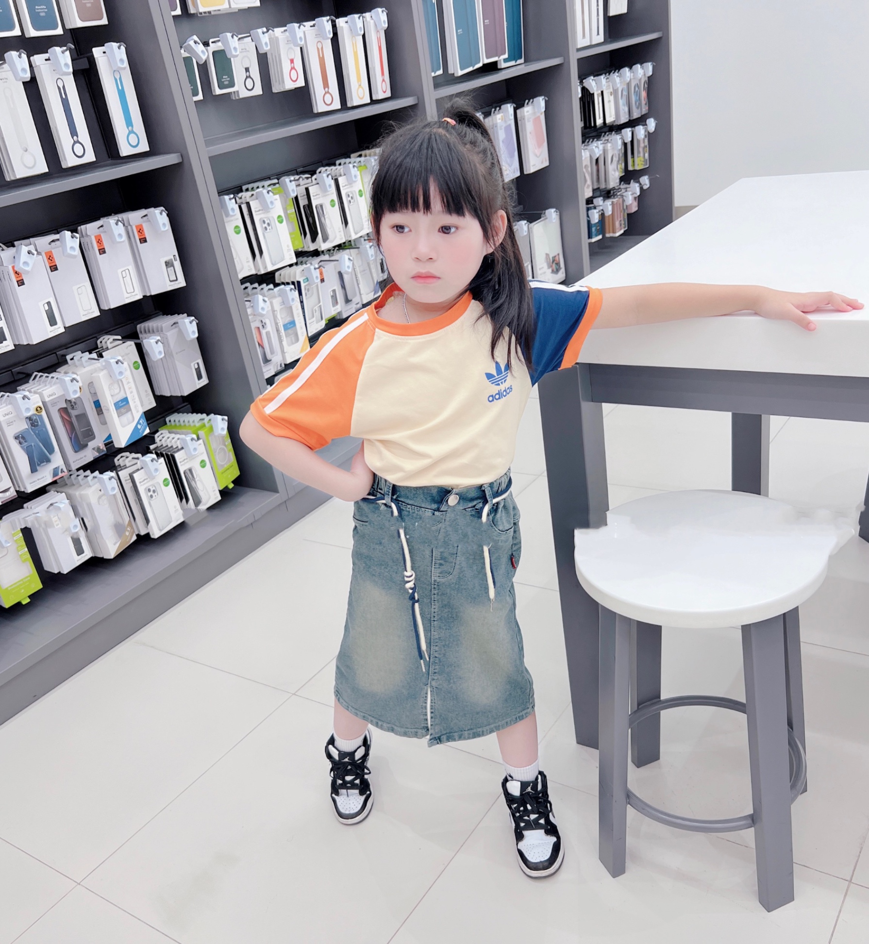 G48- sét bộ áo d…a.s cv bò bé gái