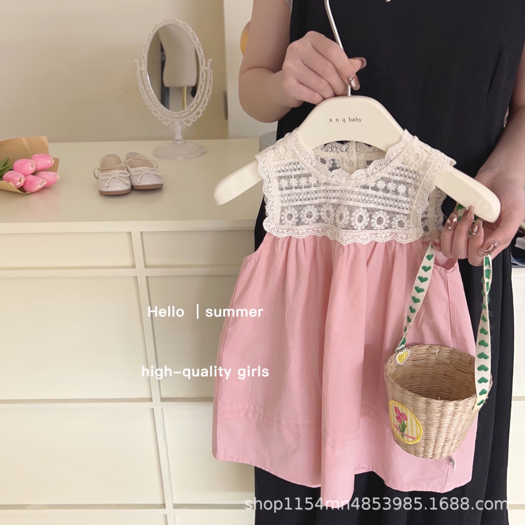 G50 váy hồng phối ren bé gái