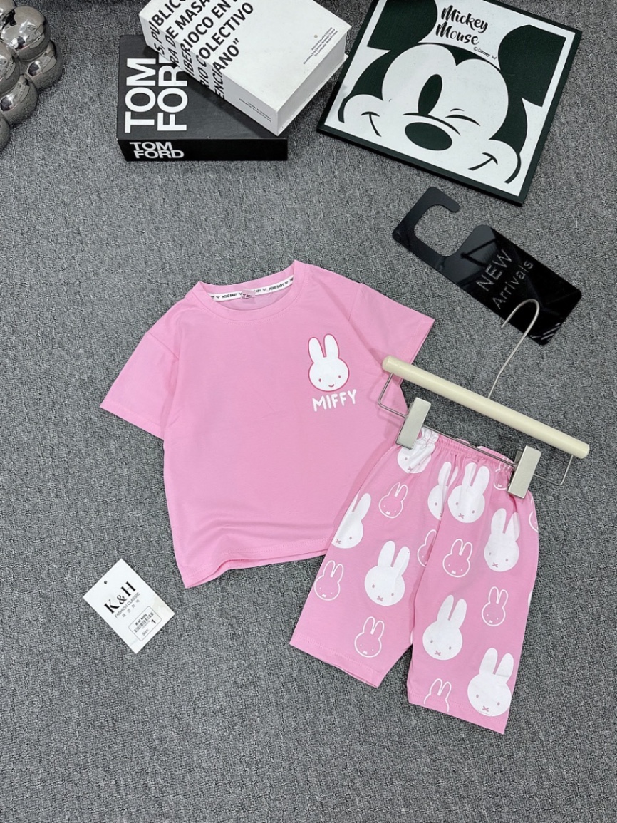Thỏ hồng legging cho bé gái