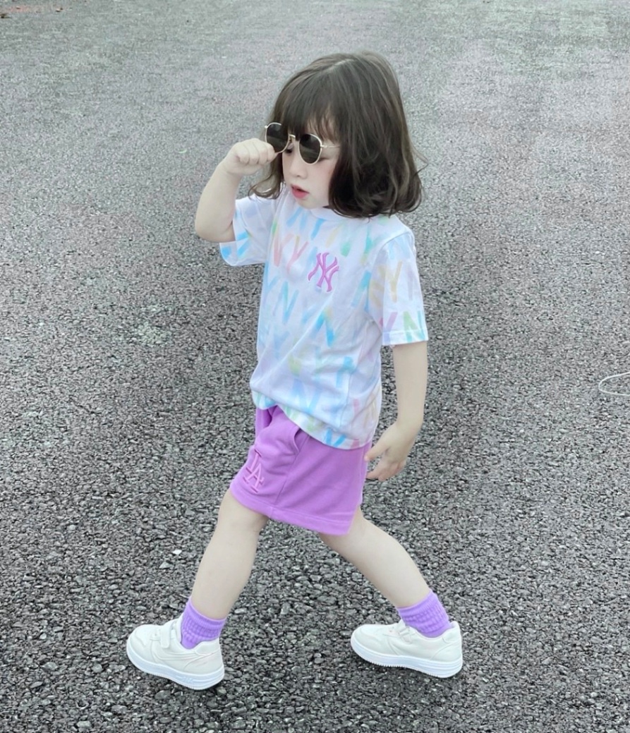 Sét áo ny áo in tràn hồng trắng cho bé gái