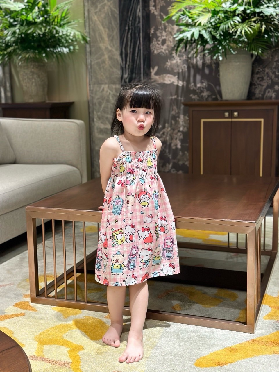 Váy 2 dây bo chun bé gái