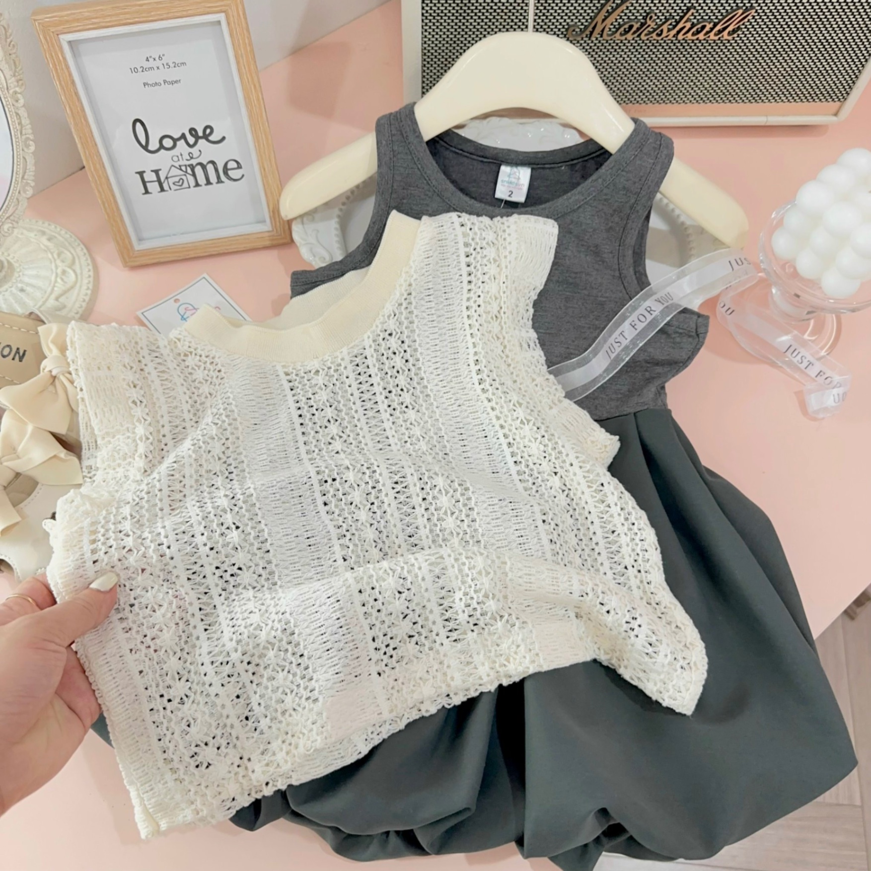Sét váy kèm áo ren lưới bé gái