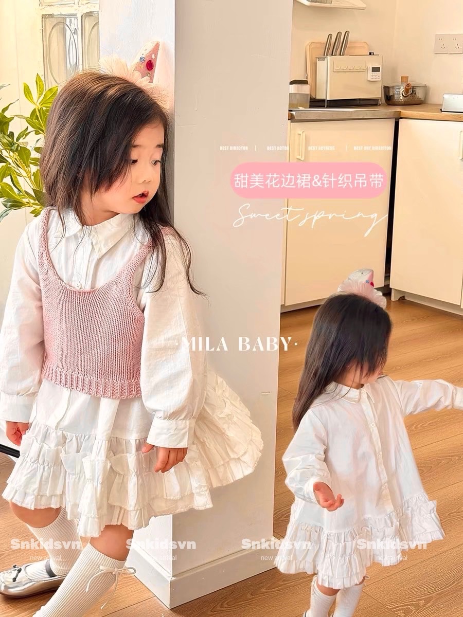 Sét váy trắng kèm áo gile len lưới hồng bé gái