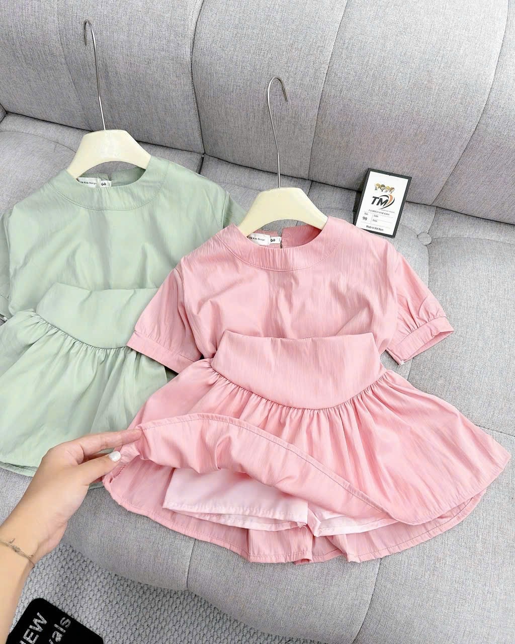 Sét bộ áo gió nhăn hồng xanh cv tm bé gái
