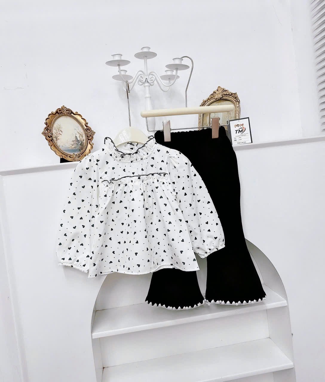Sét áo babydoll trái tim quần đen loe bé gái