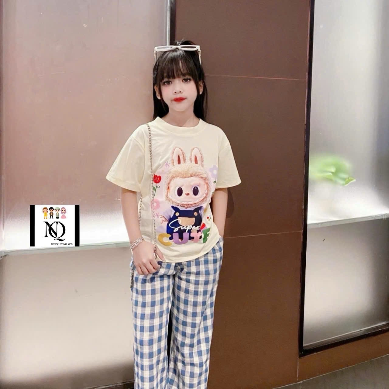 Sét áo labubu cộc tay quần dài caro đen xanh tm bé gái