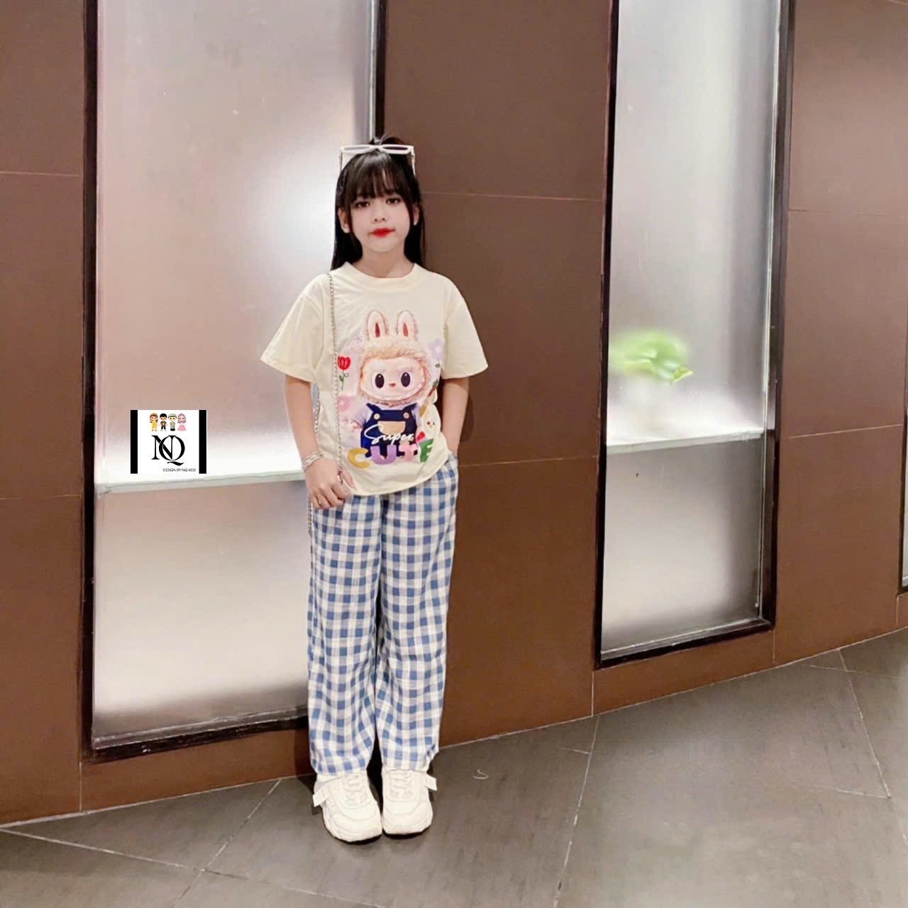 Sét áo labubu cộc tay quần dài caro đen xanh tm bé gái