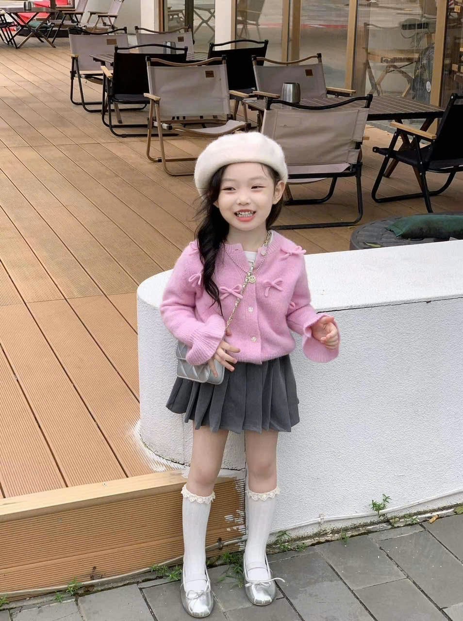 Sét áo hồng tăm thỏ cv ghi xếp ly xk cho bé gái