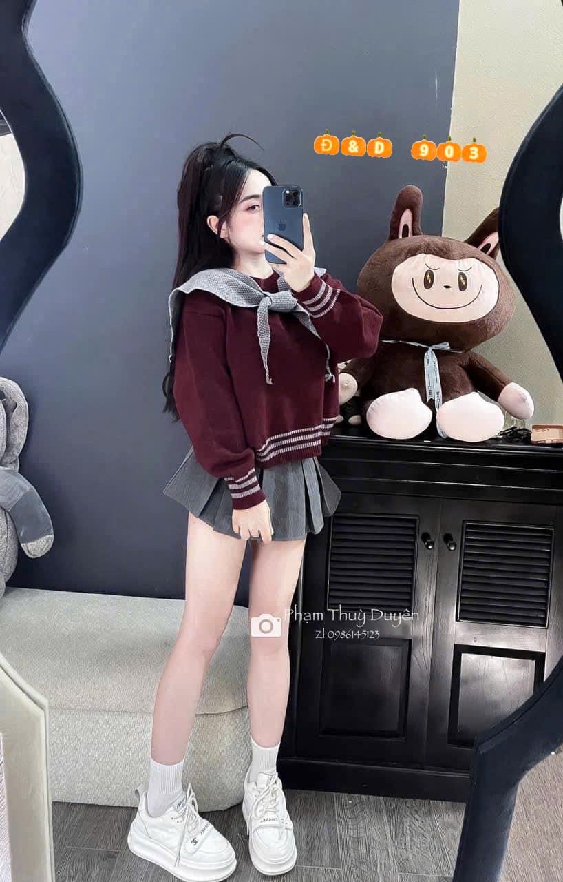 Sét áo tăm nhung đỏ kèm khăn cv ghi bé gái dh