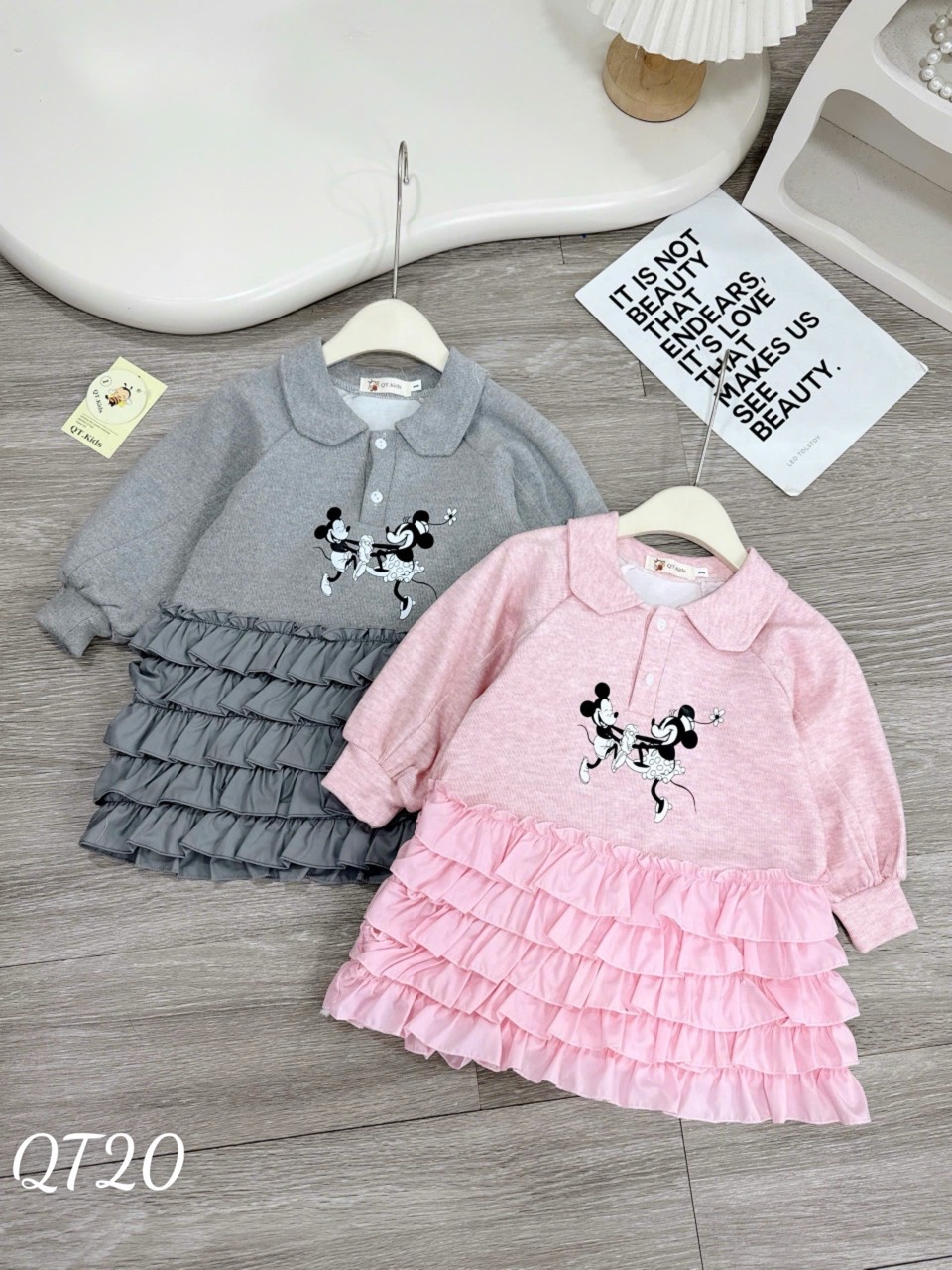 Váy tầng micky hồng ghi cho bé gái