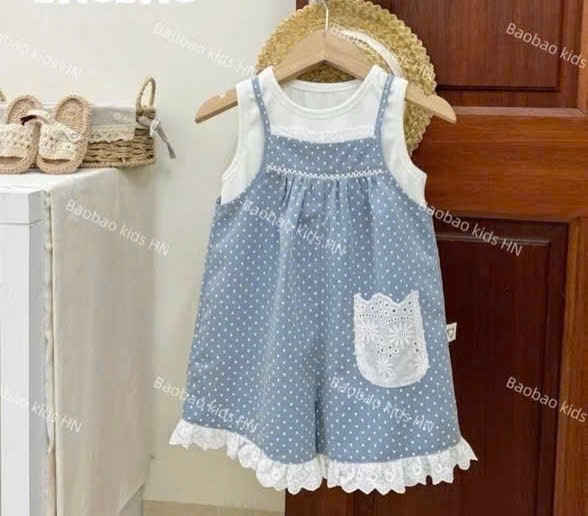 Yếm bò giấy mix áo cotton trắng bé gái