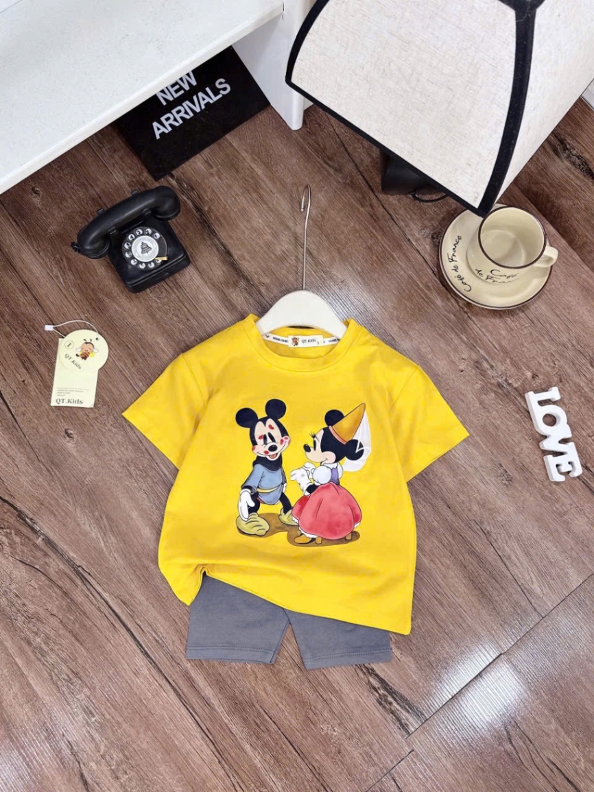 Sét micky vàng quần legging bé gái