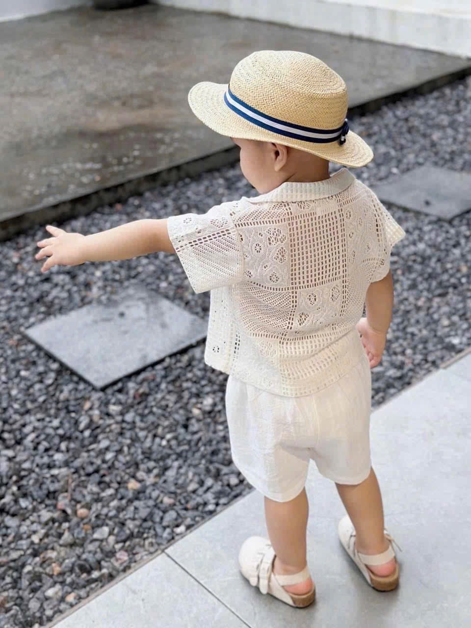 Sét áo lưới quần đũi trắng bé trai gái