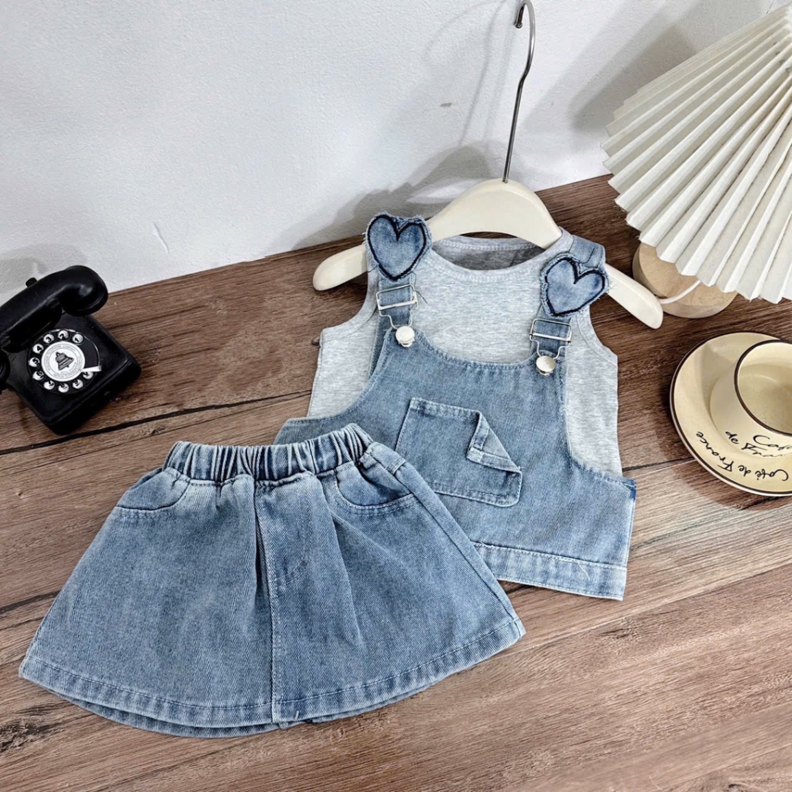 Sét 3 chi tiết bò croptop dây trái tim bé gái