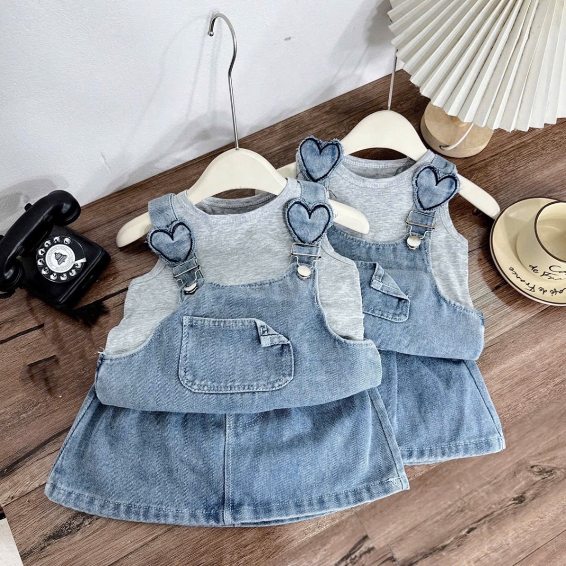 Sét 3 chi tiết bò croptop dây trái tim bé gái