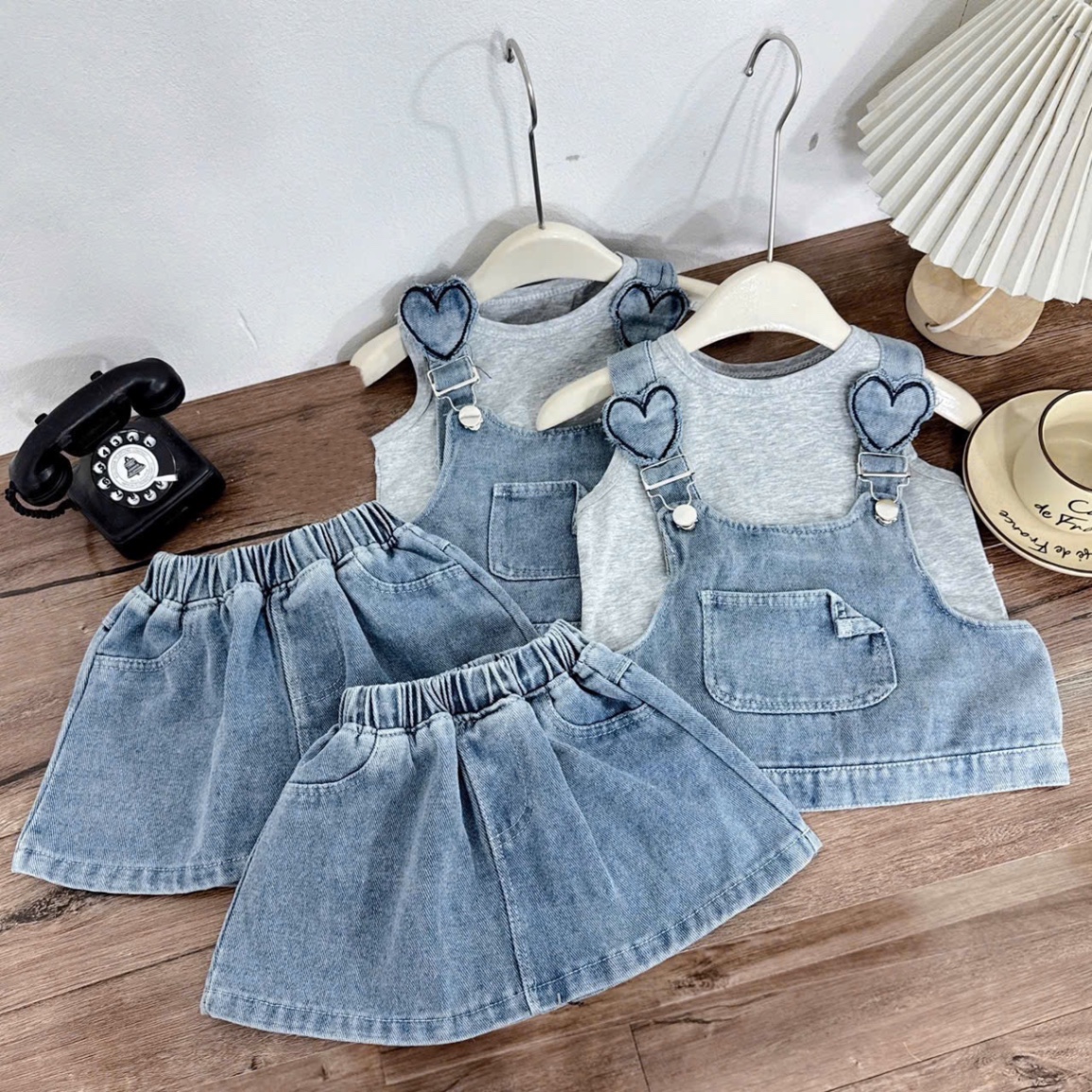 Sét 3 chi tiết bò croptop dây trái tim bé gái