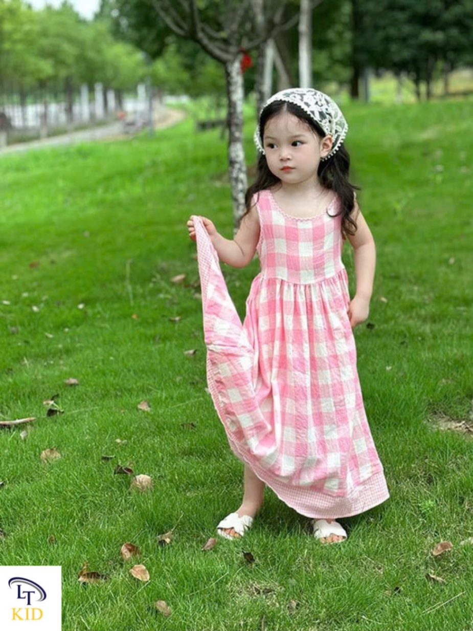 Váy caro hồng kèm khăn lt bé gái