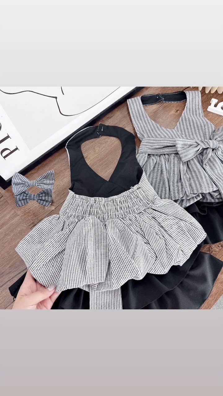 Sét 3 chi tiết áo thắt nơ cổ yếm kẻ sọc cv tầng đen