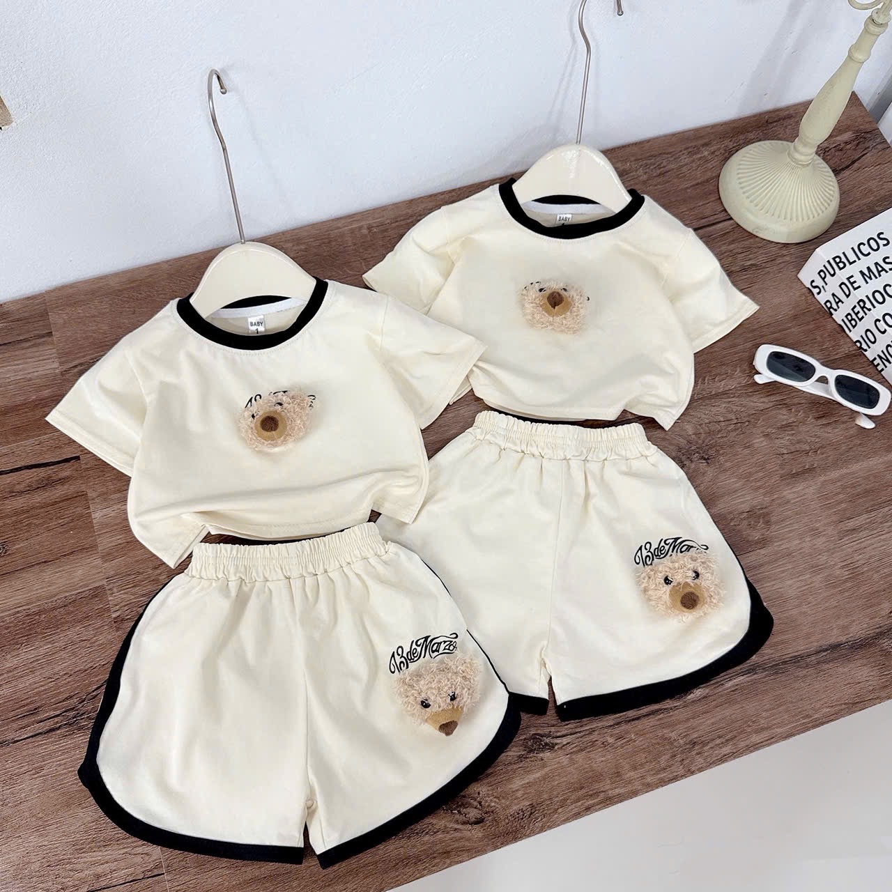 Sét bộ kem kèm gấu cho bé