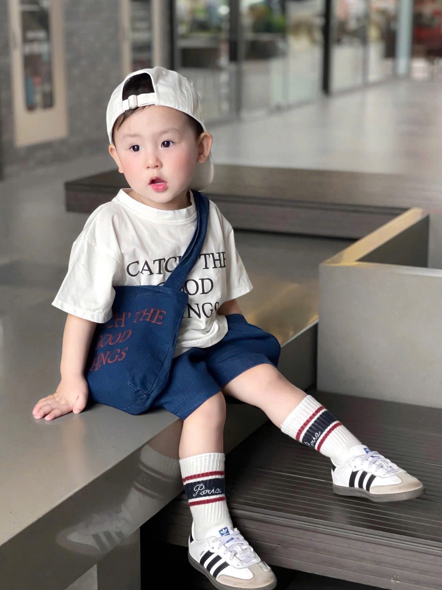 Sét bộ 3 chi tiết good thing quần bò bé gái