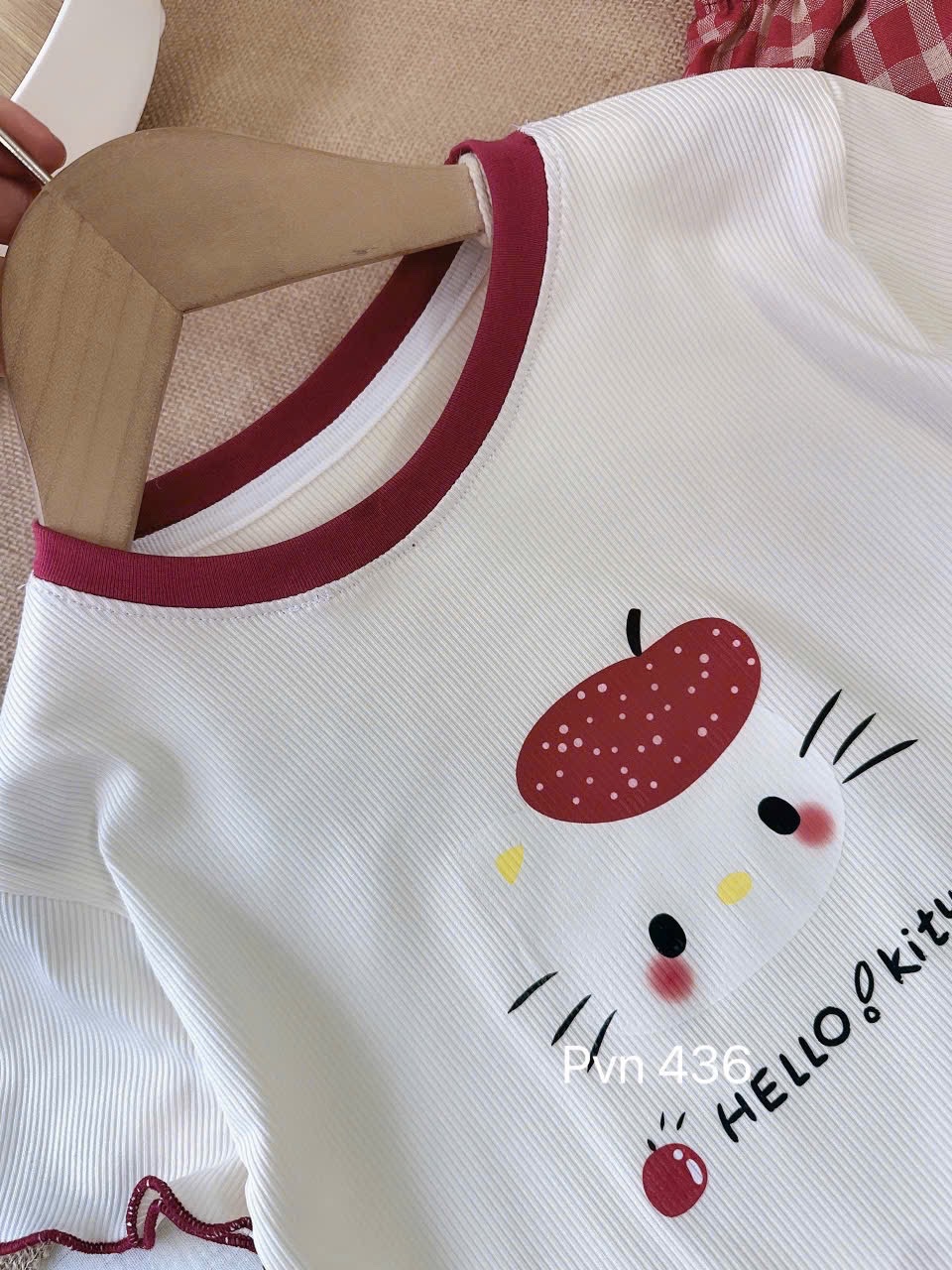 Sét áo tăm helo quần xuông kẻ đỏ bé gái