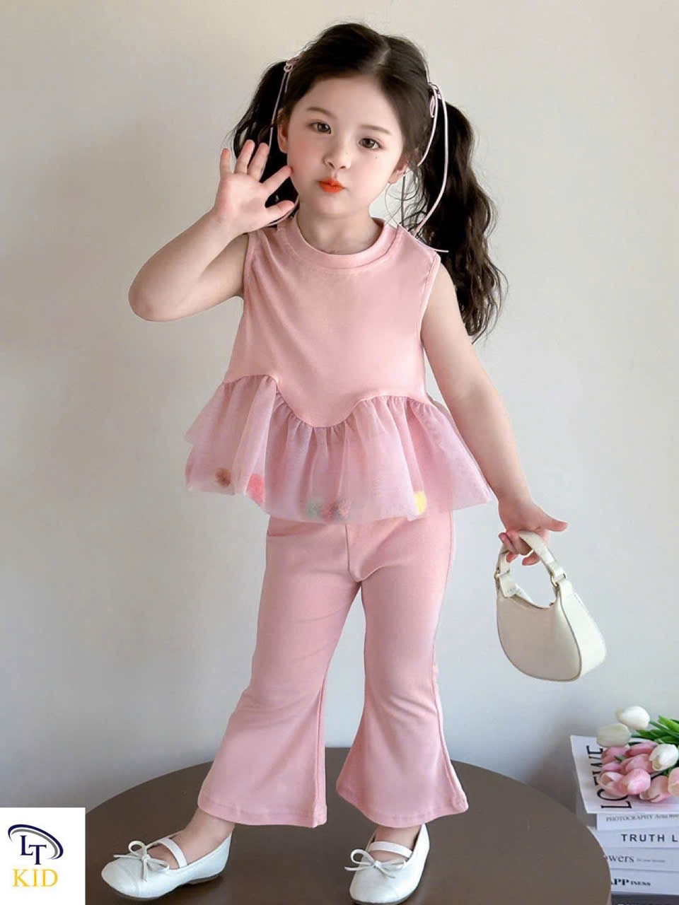 Sét áo tăm phối bồng quần loe bé gái