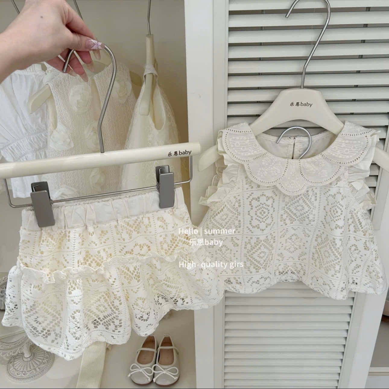 Sét bộ ren cổ tròn tk bé gái